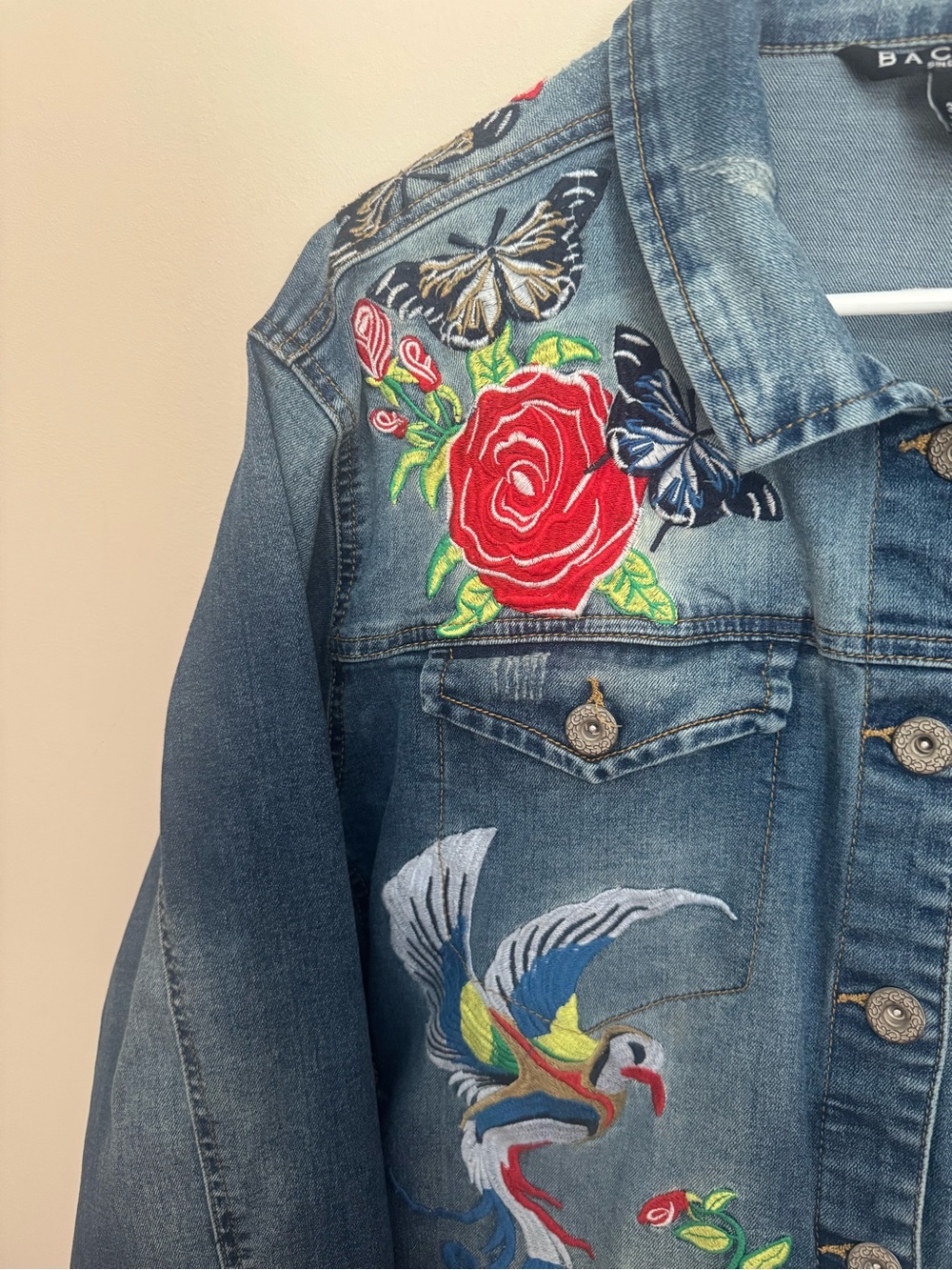 Baccini Embroidered Denim Jacket Women’s 3X Blue Floral Bird Butterfly Trucker - Picture 4 of 7